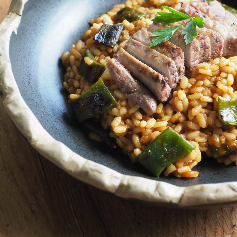 Presa de porco celta a la brasa con arroz meloso de judías verdes